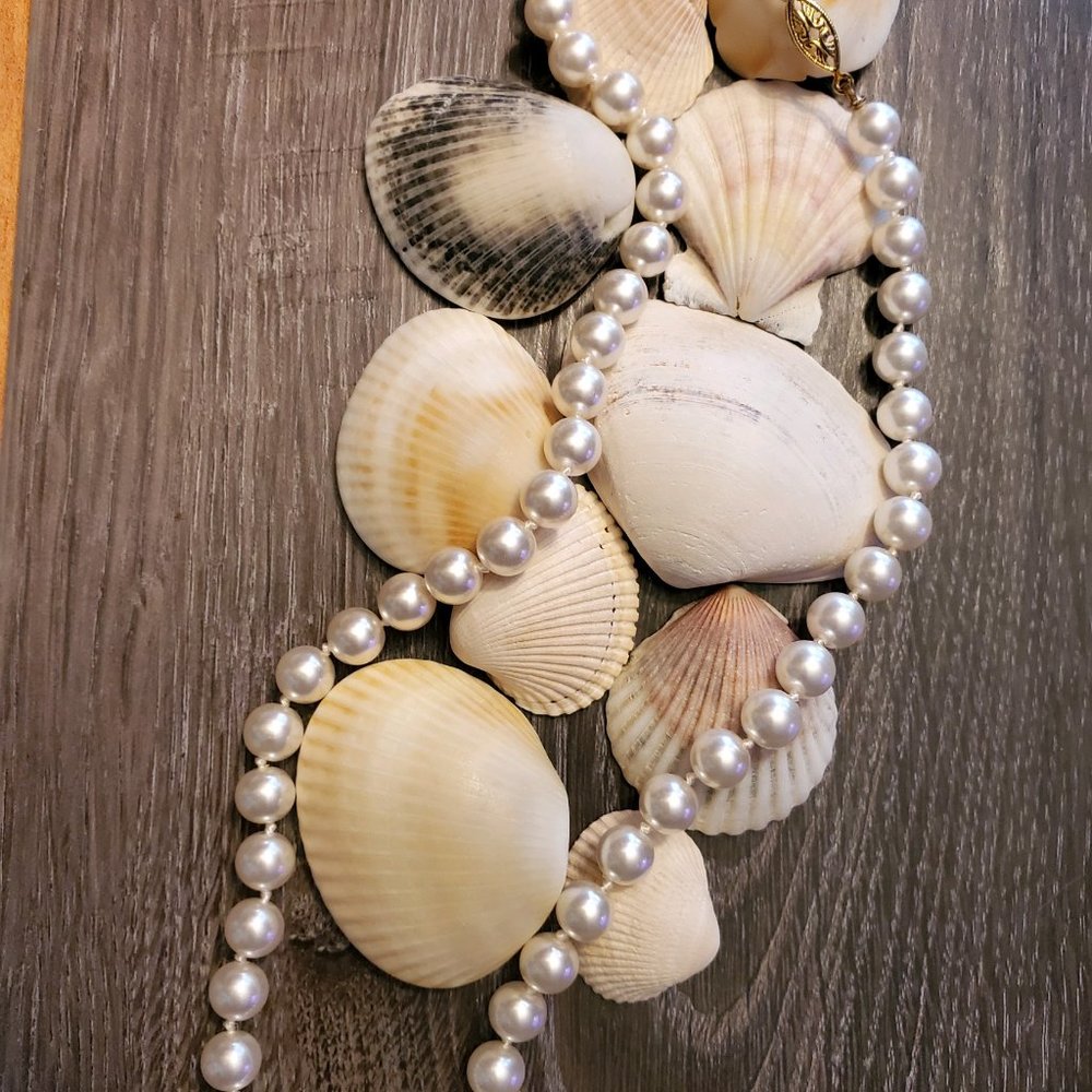Vintage Faux Pearl Necklace